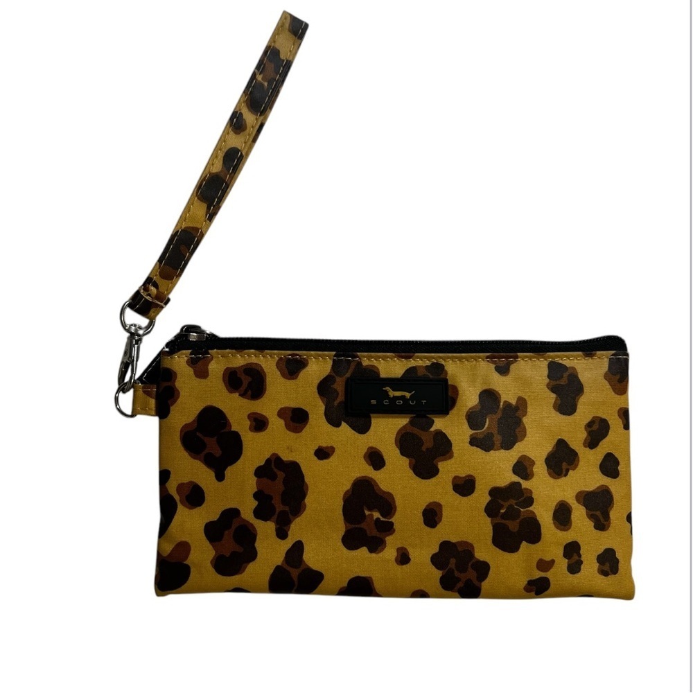 Scout Kate Wristlet Cheetah Print Water Resistant